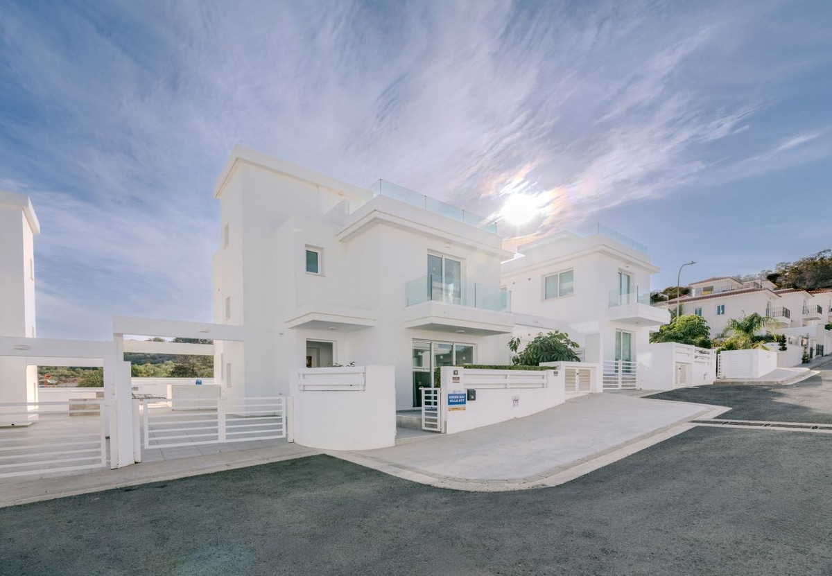 Green Bay Villa #17 - Photo 3