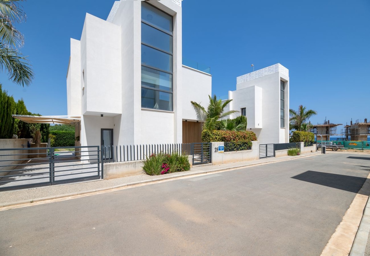 By The Beach - Sea Pearl Villa - Photo 3