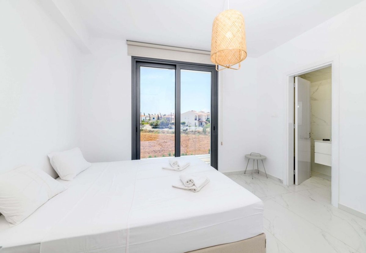 By The Beach - White Coral Villa - Photo 11