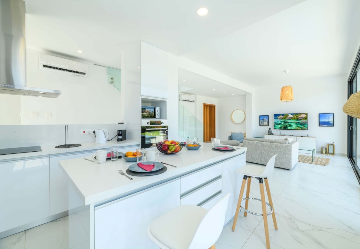 By The Beach - White Coral Villa - Photo 9