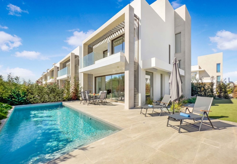 Azure Seaview - Garnet Villa - Photo 1