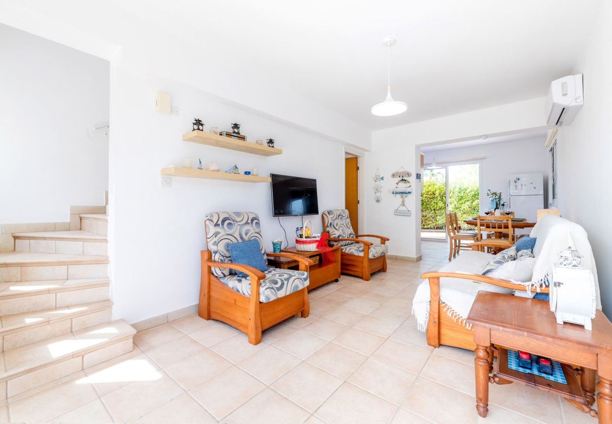 Thekla Oasis Villa - Photo 7
