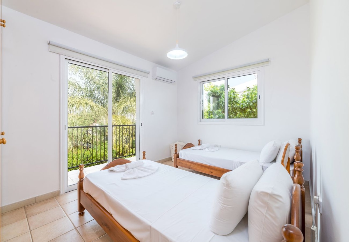 Thekla Oasis Villa - Photo 11