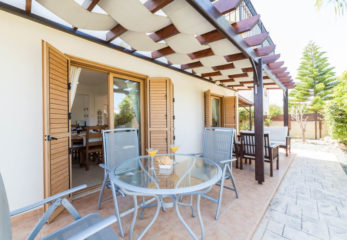 Elena Gardens Villa - Photo 5