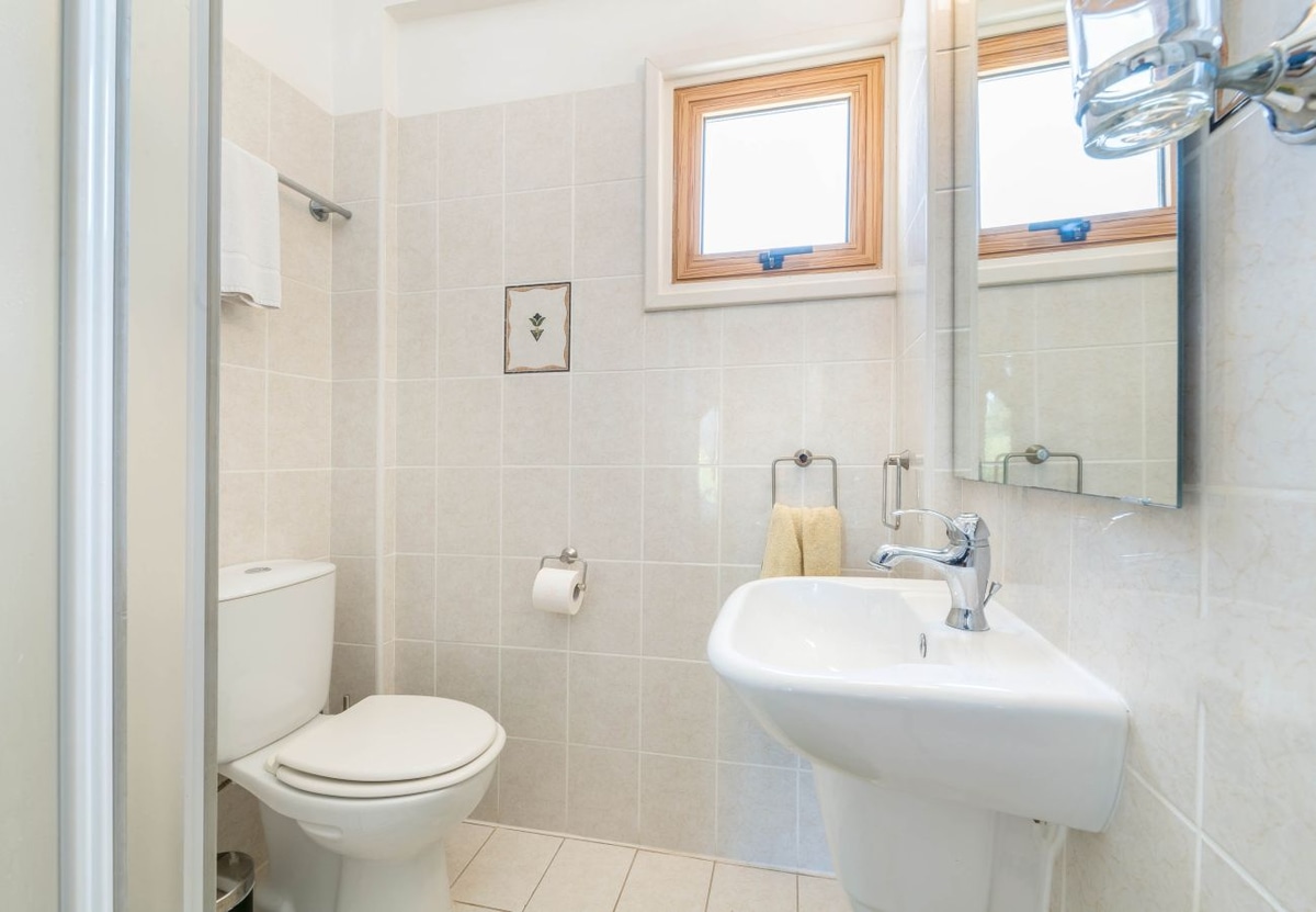 Elena Gardens Villa - Photo 12