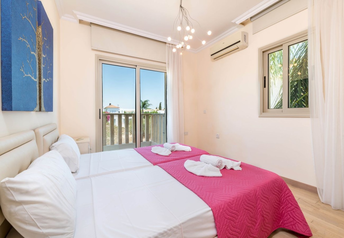 Villa Jacqueline - Photo 12