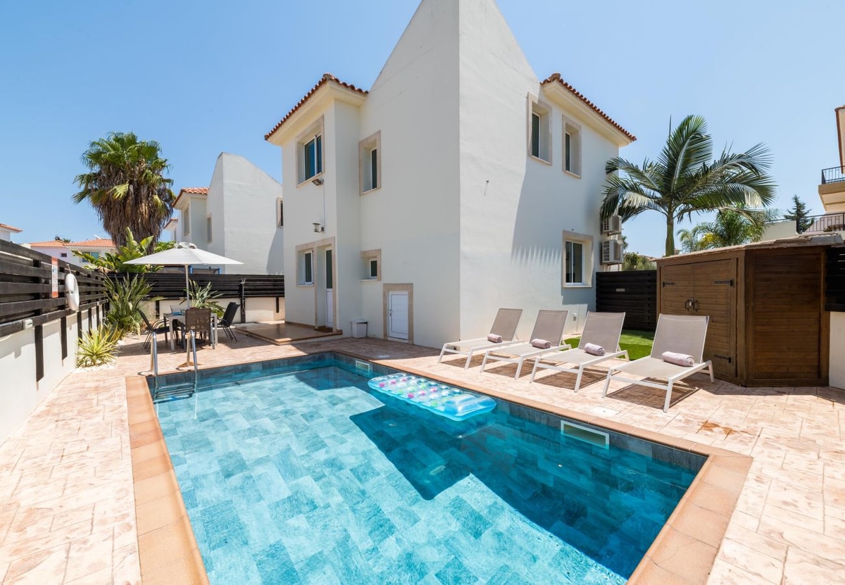 Villa Kohili - Photo 1