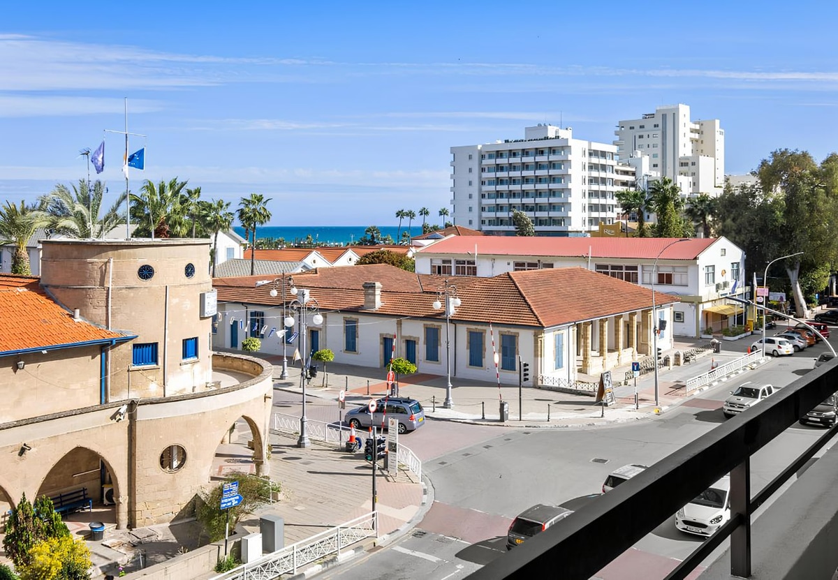 Finikoudes Marina View 202 - Photo 11