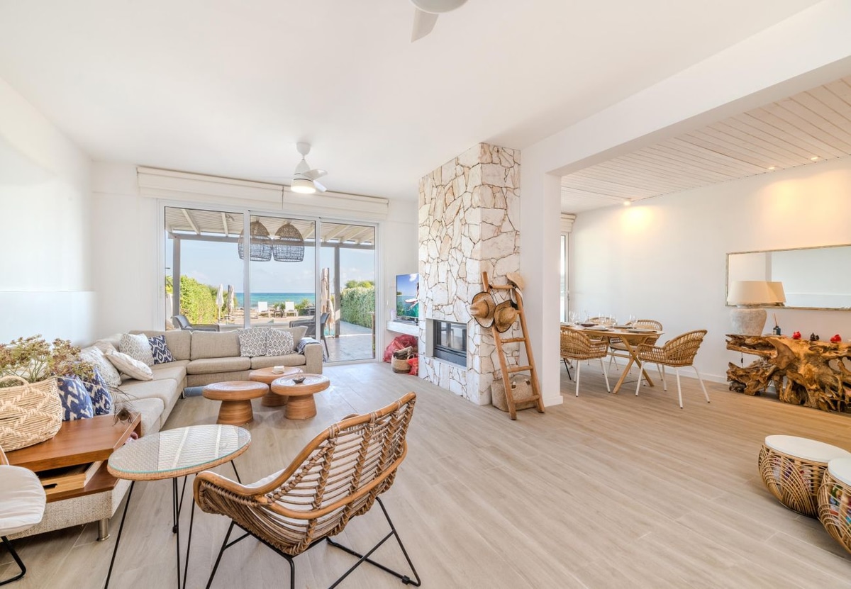Ayia Thekla Beach House - Photo 6