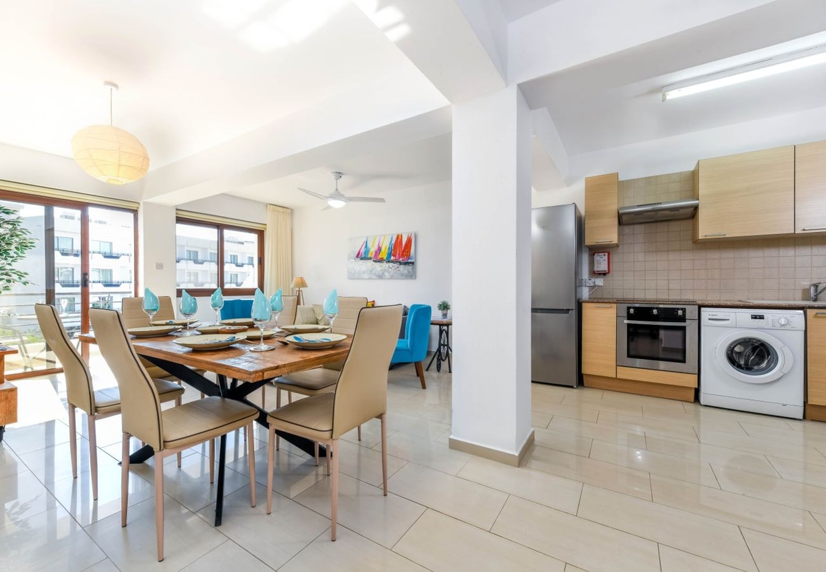Nissi Apartment #102 - Photo 5