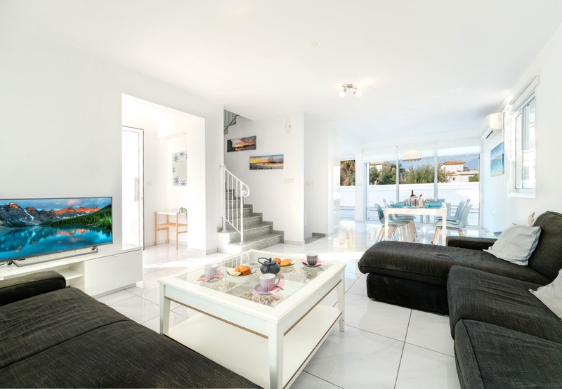 Green Bay Villa #12 - Photo 5