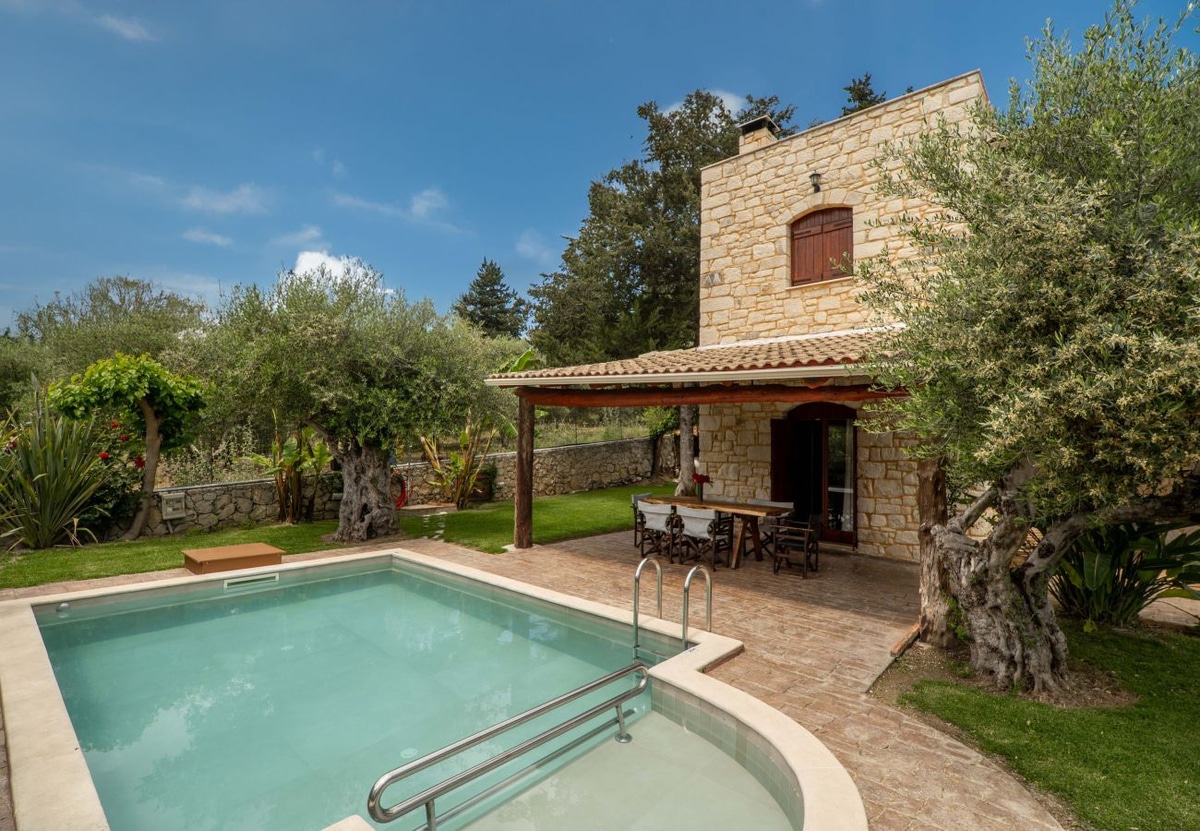 Villa Nipos - Crete - Photo 2