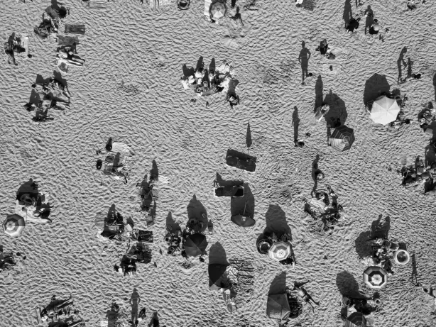 summer beach sun vacation - Photo by Altaf Shah on Pexels